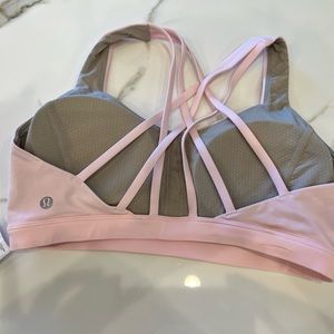 Lululemon Pink Free to Be Serene sports Bra C/D - BRAND NEW with tags & cups.